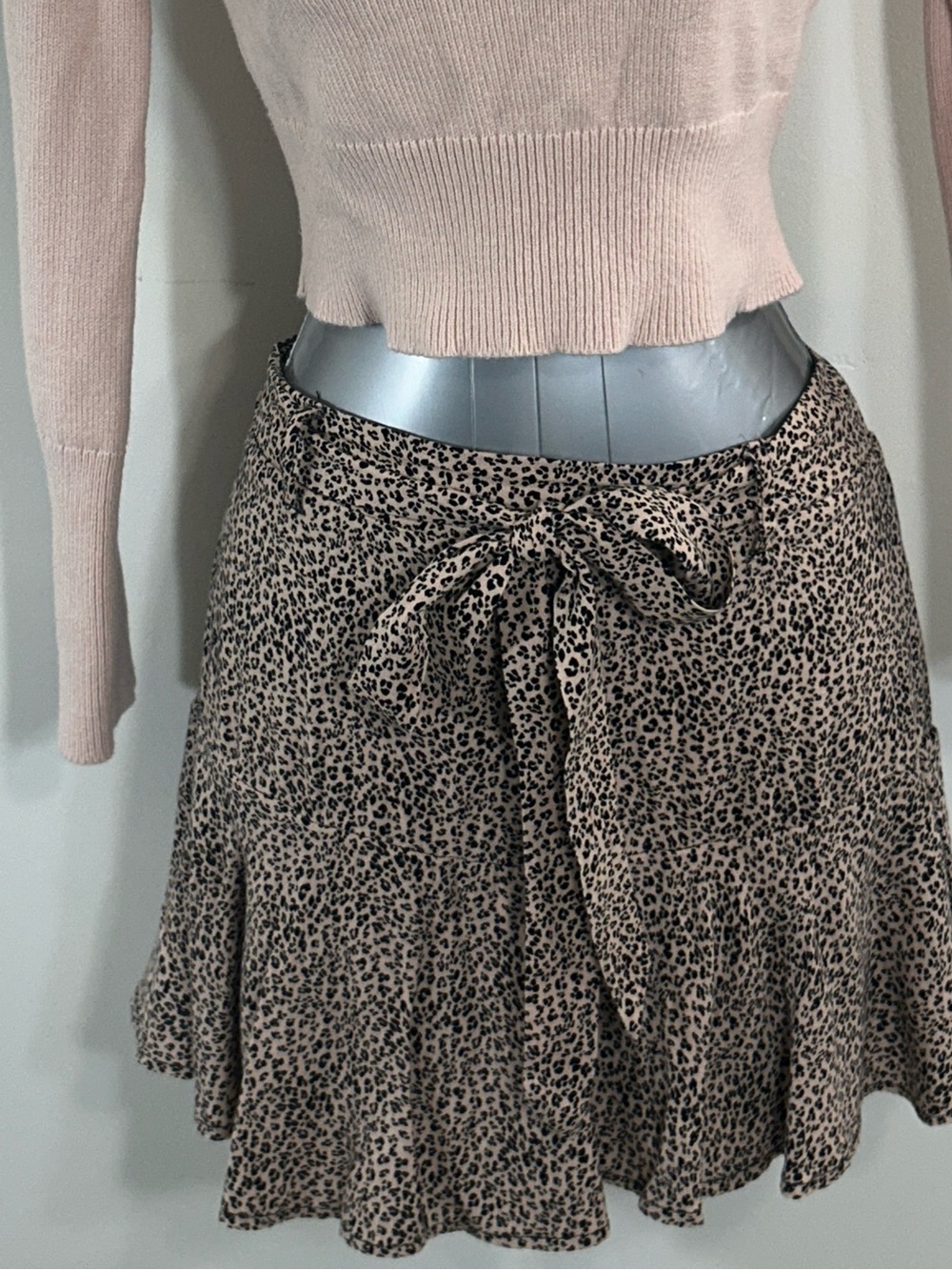 URBAN Romantics Beige and Black Leopard Tie-Waist Skort